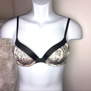 Victoria's Secret‎ Uplift Biofit Bra 34B, demi